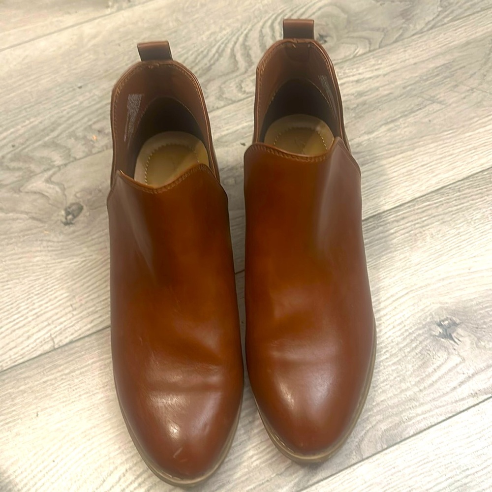 Target universal thread Nora booties in dark cognac - 8